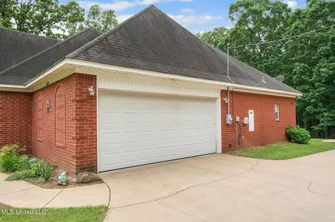 1429 Laughter Rd, Hernando, MS 38632 photo 7