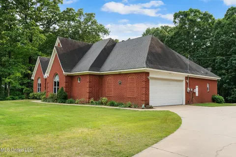 1429 Laughter Rd, Hernando, MS 38632 photo 4