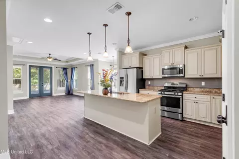 Other - 118 W Third St, Long Beach, MS 39560 photo 4 of 8