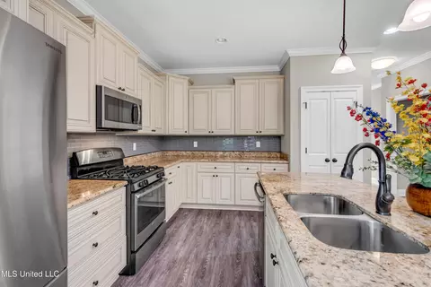 Kitchen - 118 W Third St, Long Beach, MS 39560 photo 2 of 3