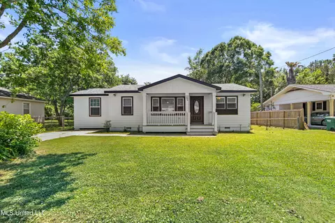 305 43rd St, Gulfport, MS 39507