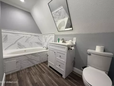 Bath - 5584 E Diamondhead Dr, Diamondhead, MS 39525 photo 1 of 1