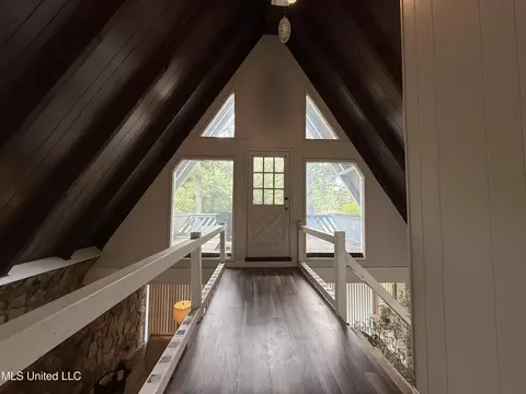 Entry Way - 5584 E Diamondhead Dr, Diamondhead, MS 39525 photo 2 of 3