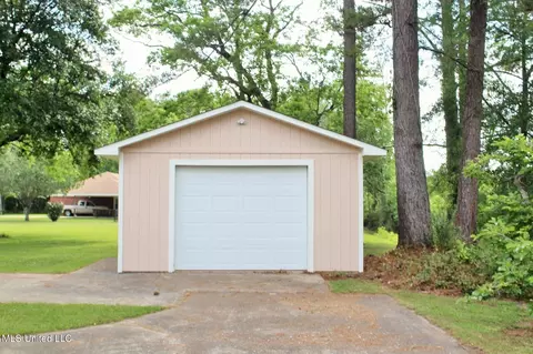 6908 Trehern St, Moss Point, MS 39563 photo 26