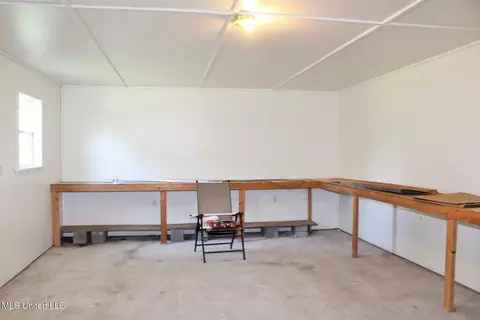 6908 Trehern St, Moss Point, MS 39563 photo 28