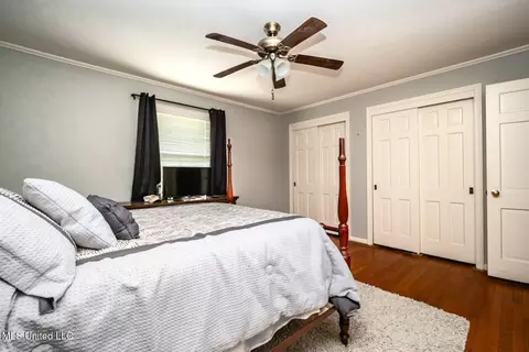 Bedroom - 2012 Southwood Rd, Jackson, MS 39211 photo 2 of 5