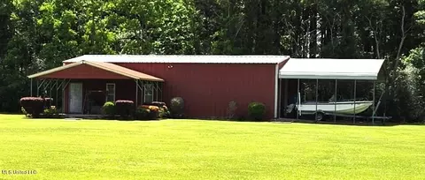 24443 N Benville Rd, Picayune, MS 39466