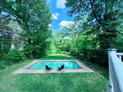 Exterior - 3316 Old Canton Rd, Jackson, MS 39216 photo 8 of 11