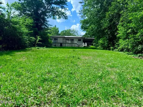 Exterior - 3316 Old Canton Rd, Jackson, MS 39216 photo 9 of 11