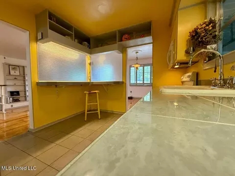 Kitchen - 3316 Old Canton Rd, Jackson, MS 39216 photo 3 of 3
