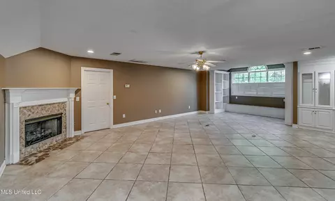 Living - 203 Remington Dr, Brandon, MS 39042 photo 8 of 9