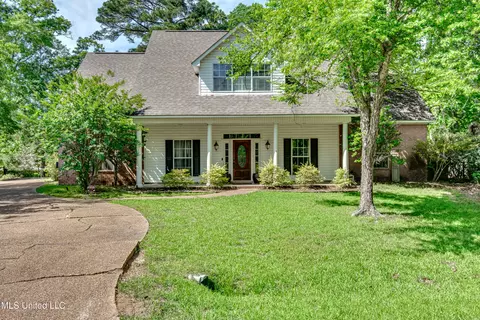Exterior - 203 Remington Dr, Brandon, MS 39042 photo 2 of 11
