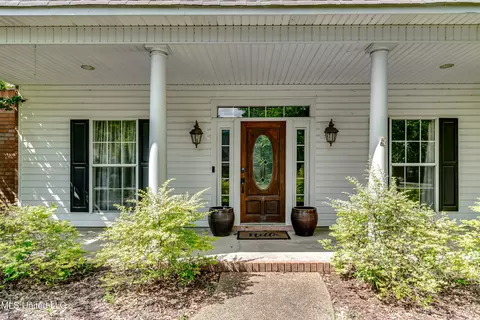 203 Remington Dr, Brandon, MS 39042