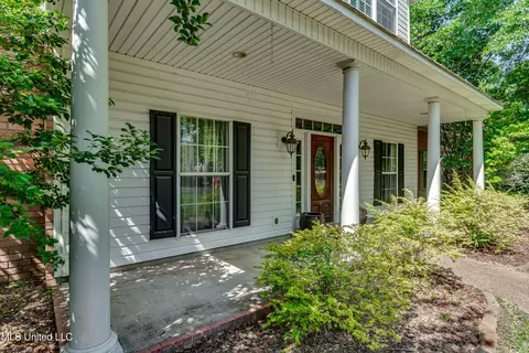 Exterior - 203 Remington Dr, Brandon, MS 39042 photo 4 of 11
