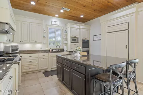 Kitchen - 100 Catherine Cv, Madison, MS 39110 photo 1 of 8