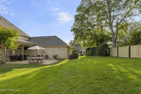 Exterior - 100 Catherine Cv, Madison, MS 39110 photo 10 of 12