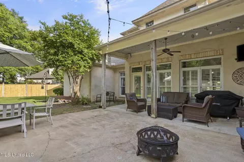 Exterior - 100 Catherine Cv, Madison, MS 39110 photo 7 of 12