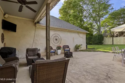 Exterior - 100 Catherine Cv, Madison, MS 39110 photo 5 of 12