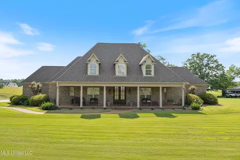 173 Winter Oaks, Lamar, MS 38642 photo 1