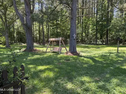 Exterior - 235 Parks Rd, Jackson, MS 39212 photo 7 of 7