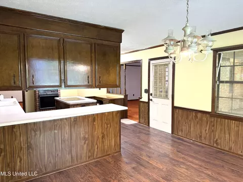 Kitchen - 235 Parks Rd, Jackson, MS 39212 photo 2 of 2