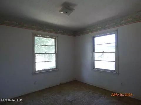 11 Myrtle Dr, Natchez, MS 39120 photo 9