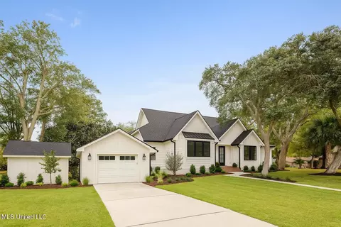 Exterior - 446 Melissa Dr, Biloxi, MS 39531 photo 2 of 9