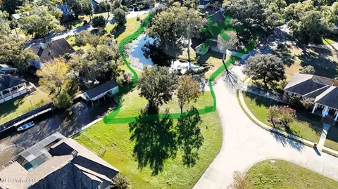 View/Area - 446 Melissa Dr, Biloxi, MS 39531 photo 6 of 9