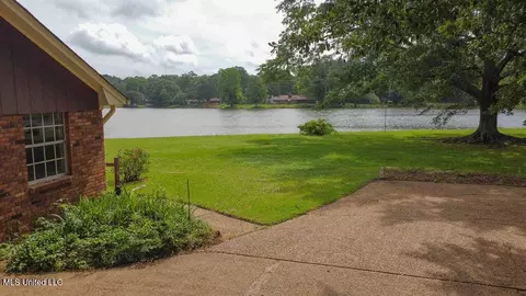 30 Stonegate Dr, Brandon, MS 39042 photo 4