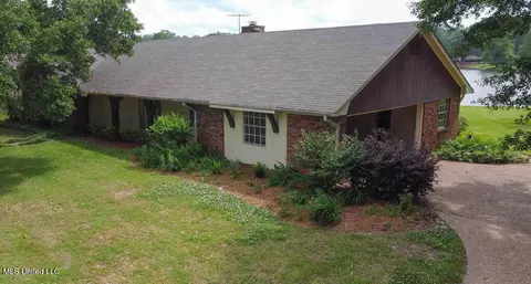 30 Stonegate Dr, Brandon, MS 39042 photo 2