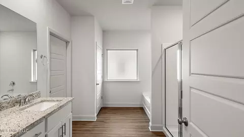Entry Way - 109 Horseshoe Blvd, Clinton, MS 39056 photo 6 of 6