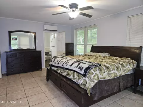 6067 Daugherty Rd, Long Beach, MS 39560 photo 10