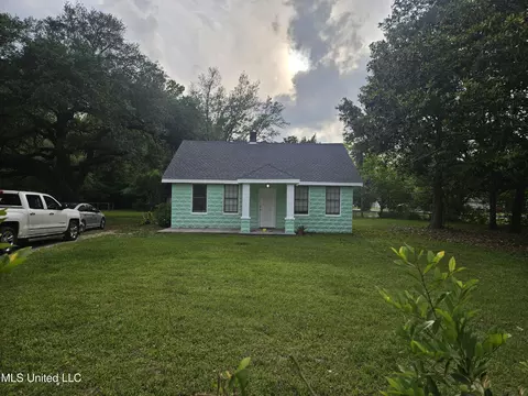 6067 Daugherty Rd, Long Beach, MS 39560