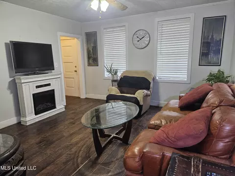 6067 Daugherty Rd, Long Beach, MS 39560 photo 3