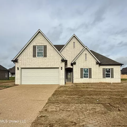 8905 Tucker Ln, Southaven, MS 38672