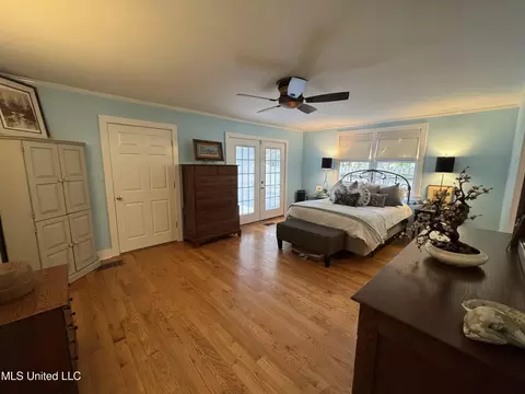 Bedroom - 711 N Union St, Natchez, MS 39120 photo 3 of 5