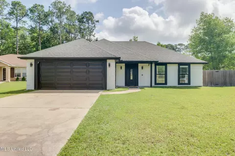 8412 Kaleki Pl, Diamondhead, MS 39525 photo 1