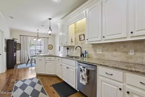 1023 Trinity Dr, Madison, MS 39110 photo 17