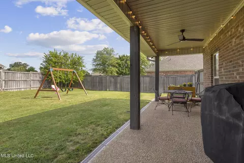 1023 Trinity Dr, Madison, MS 39110 photo 4