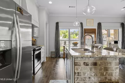 Kitchen - 117 Hampton Pl, Madison, MS 39110 photo 1 of 5