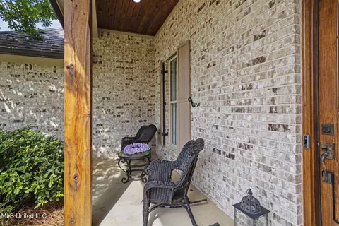 Exterior - 117 Hampton Pl, Madison, MS 39110 photo 5 of 7