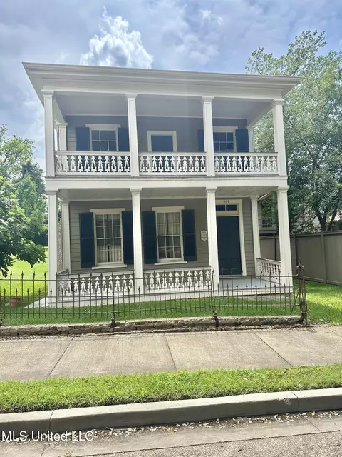 608 High St, Natchez, MS 39120