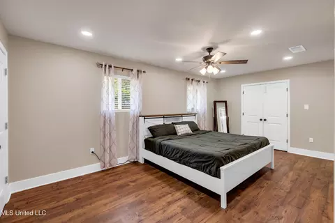 708 Augustine Dr, Gulfport, MS 39507 photo 13