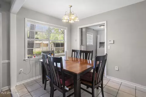 Dining - 5863 Cypress Trl, Jackson, MS 39211 photo 1 of 1