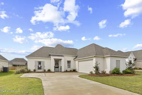 633 Peregan St, Canton, MS 39046