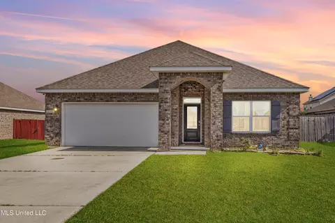18224 Big Leaf Dr, Gulfport, MS 39503