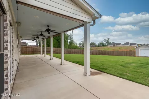 4423 Bakersfield Dr, Nesbit, MS 38651 photo 36