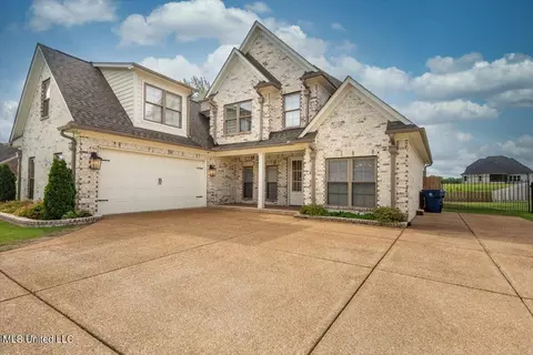 4423 Bakersfield Dr, Nesbit, MS 38651 photo 5