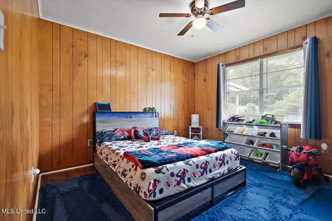 Bedroom - 232 Pinehurst Cir, Hazlehurst, MS 39083 photo 4 of 4