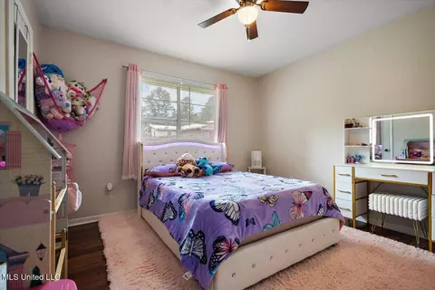 Bedroom - 232 Pinehurst Cir, Hazlehurst, MS 39083 photo 3 of 4